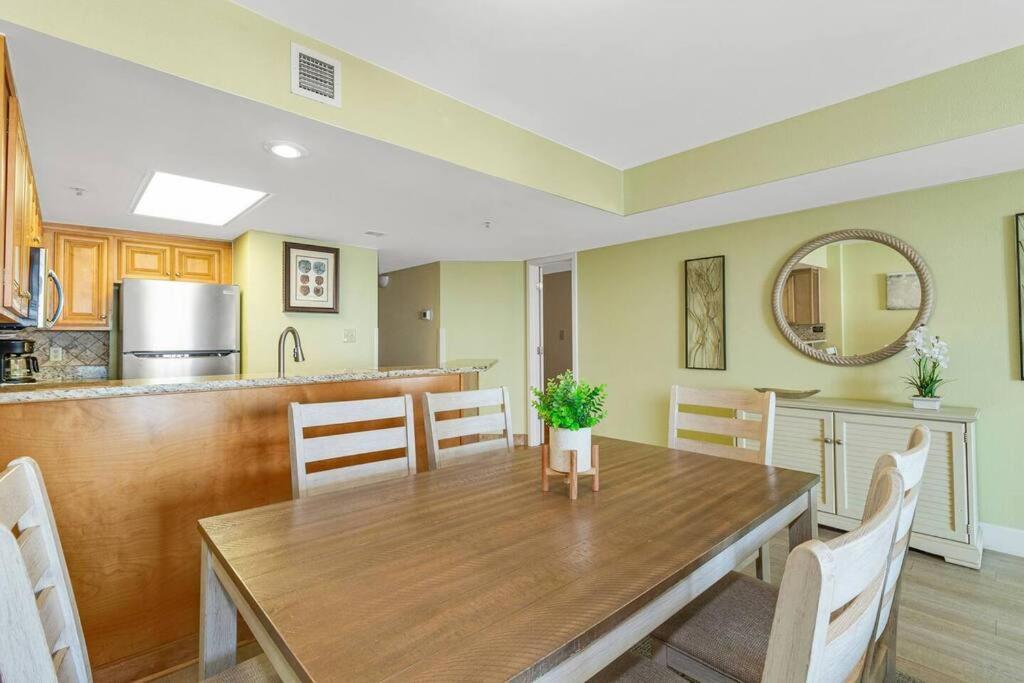 Breathtaking Oceanfront Suite Grand Cayman 451 Myrtle Beach Exteriér fotografie