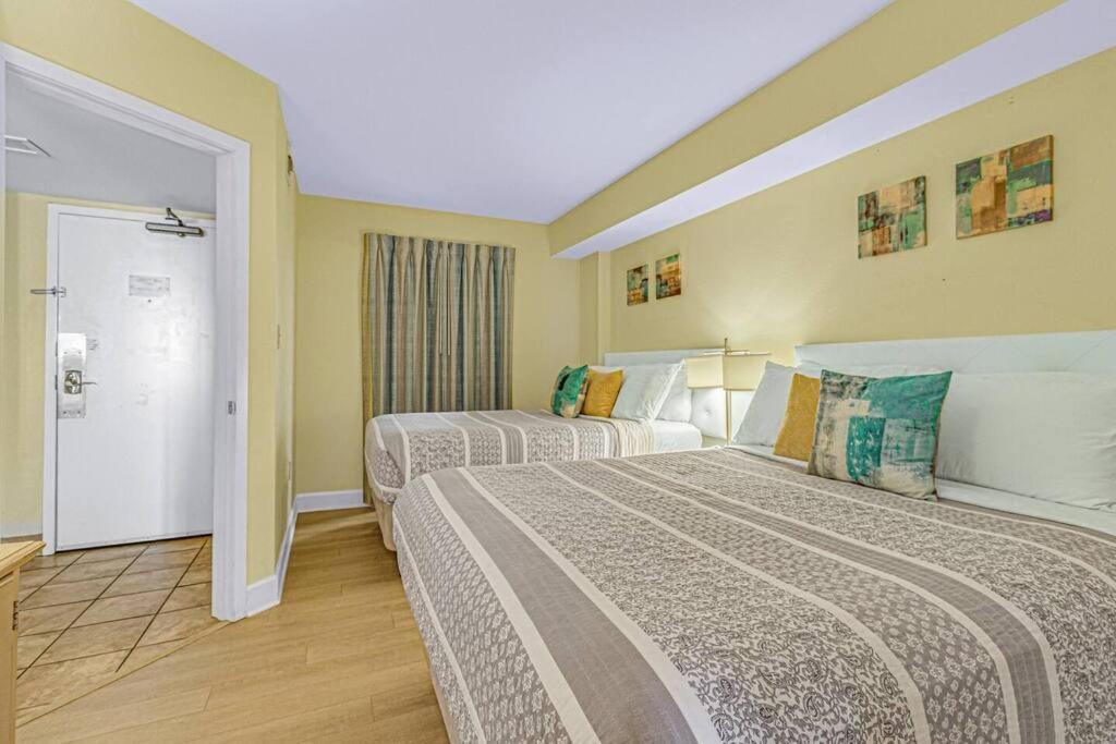 Breathtaking Oceanfront Suite Grand Cayman 451 Myrtle Beach Exteriér fotografie